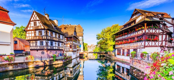 Alena -Kanal im Viertel La Petite in Straßburg, Frankreich