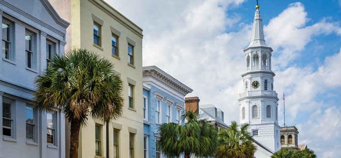 Amera -Kirche und Altstadt von Charleston, USA