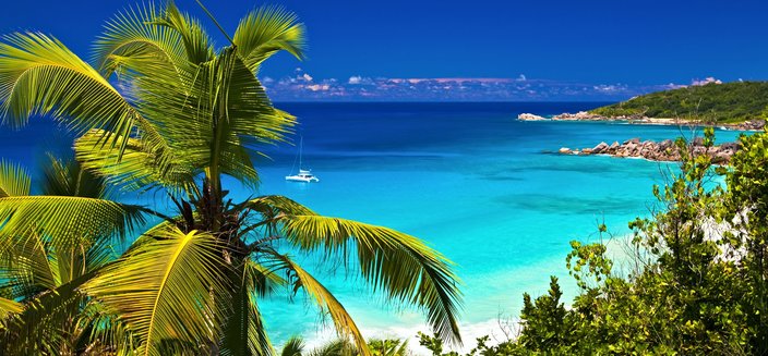 Amera -Küste der Insel La Digue, Seychellen