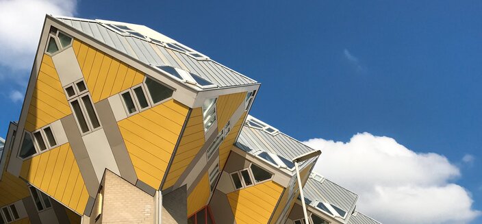 Andrea -Au&szlig;ergew&ouml;hnliche Architektur: die Kubush&auml;user in Rotterdam