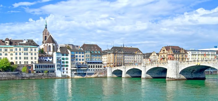Andrea -malerisches Stadtbild in Basel, Schweiz
