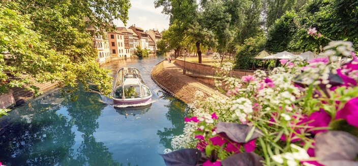 Asara -Ausflugsboot in Strassburg, Frankreich