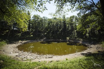 Meteoritenkrater von Kaali auf der Insel Saaremaa, Estland