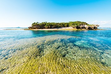 Küste von Okinawa, Japan