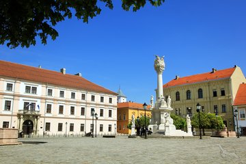 Platz der heiligen Dreifaltigkeit in Osijek, Kroatien