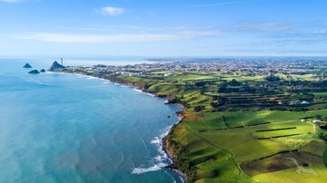 Luftansicht der Kueste von New Plymouth, Neuseeland