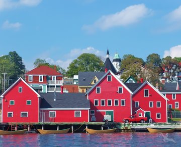 Typisch rote Häuser in Lunenburg, Kanada