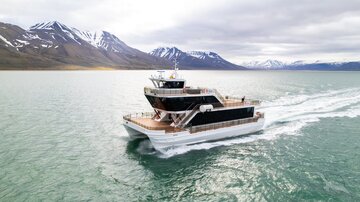 Katamaranfahrt Spitzbergen