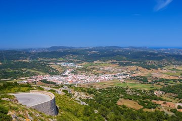 Blick vom Monte Toro auf Ciutadella, Menorca, Spanien