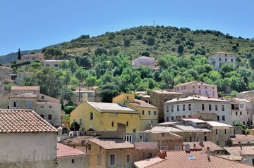 Kleines Dorf auf Korsika, Frankreich
