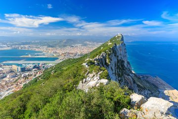 Blick auf den Affenfelsen von Gibraltar, Spanien