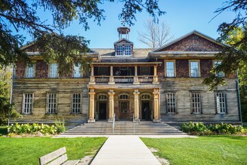 Saguenay, Ghost Town
