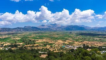 Fruchtbare Lassithi-Ebene auf Kreta, Griechenland
