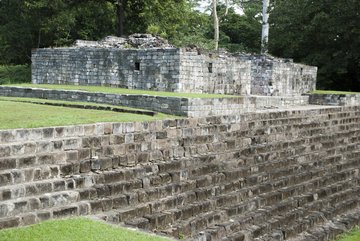 Ausgrabungen der Mayastätte Quirigua, Guatemala