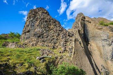 Felsen im Vesturdalur-Tal, Island