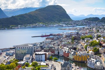 Ausblick auf die Stadt Alesund, Norwegen