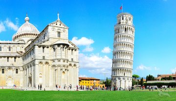 Das Wahrzeichen von Pisa: der schiefe Turm und der Dom, Italien