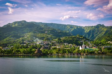 Blick auf die Bucht von Papeete, Tahiti, Französisch Polynesien