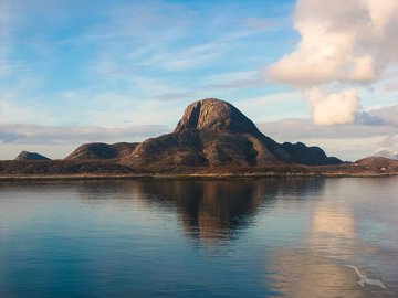 Blick auf den Berg Torghatten, Norwegen