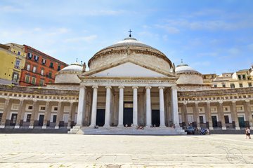 Königspalast in Neapel, Italien