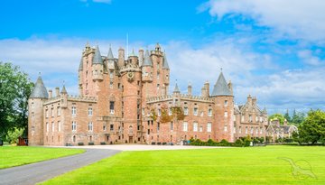Dundee, Glamis Castle
