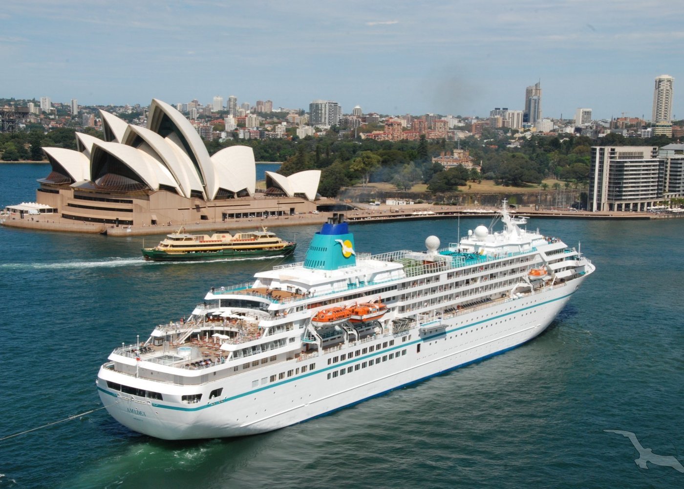 MS Amadea im Hafen von Sydney, Australien