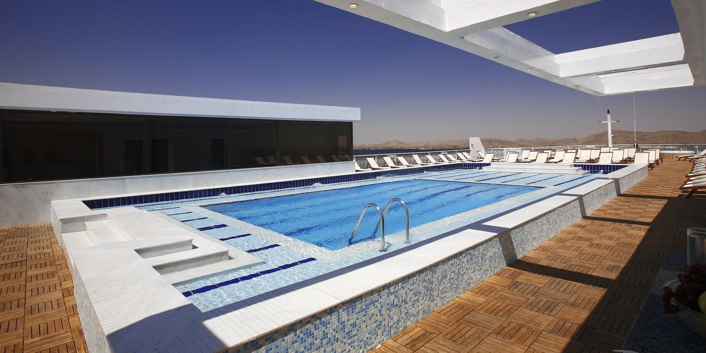 Pool auf MS Steigenberger Omar el Khayam