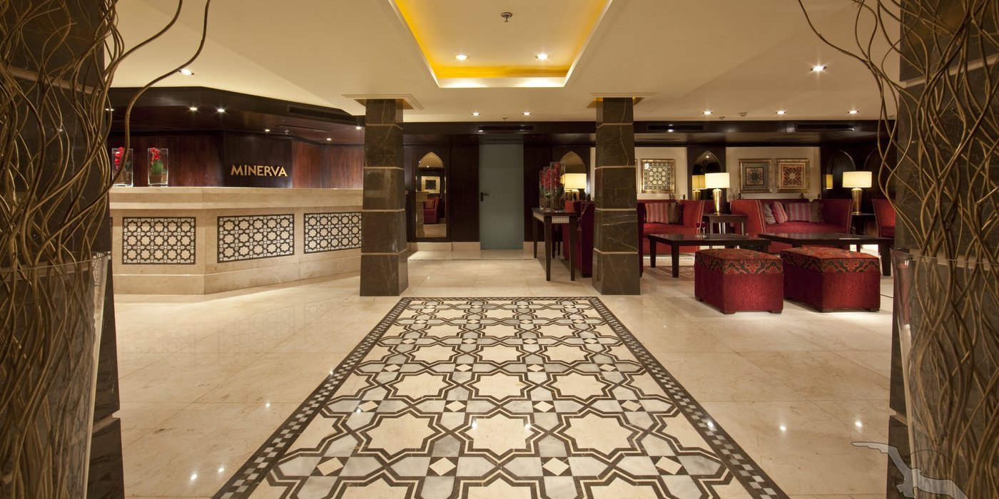 Lobby auf dem Nilschiff MS Steigenberger Minerva