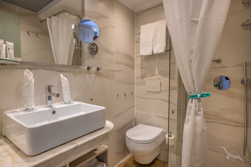 Crown Vision - 105-108 Crown Vision - 105-108