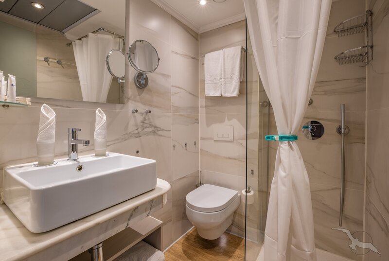 Crown Vision - 301-320 Crown Vision - 301-320