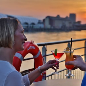 Cocktails auf dem Sonnendeck