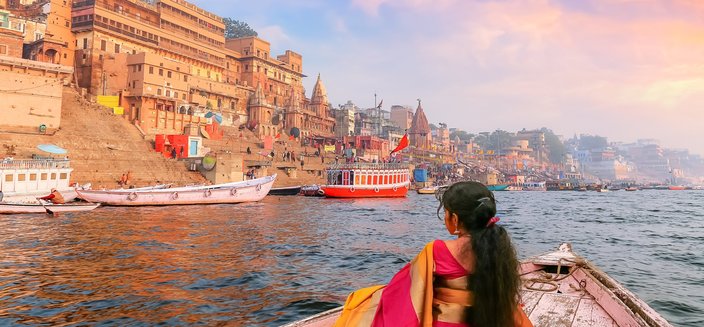 Sukapha -Fluss Ganges in Varanasi, Indien