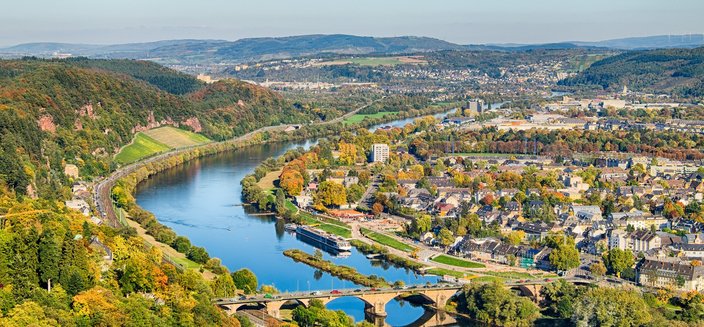Swiss Crystal -Panoramablick auf Trier mit der Mosel, Deutschland