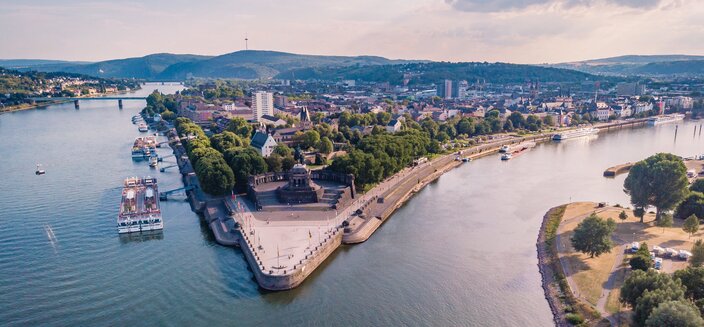 Swiss Crystal -Zusammenfluss Rhein-Mosel in Koblenz, Deutschland